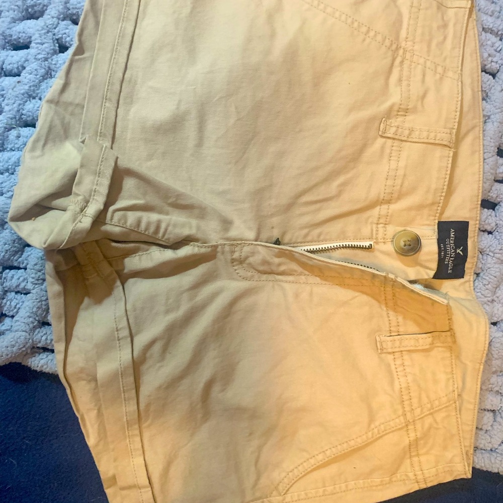 American Eagle Khaki shorts